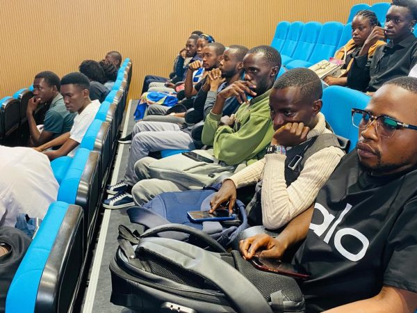 Seminário de divulgação do Código de Conduta Académica – Dundo